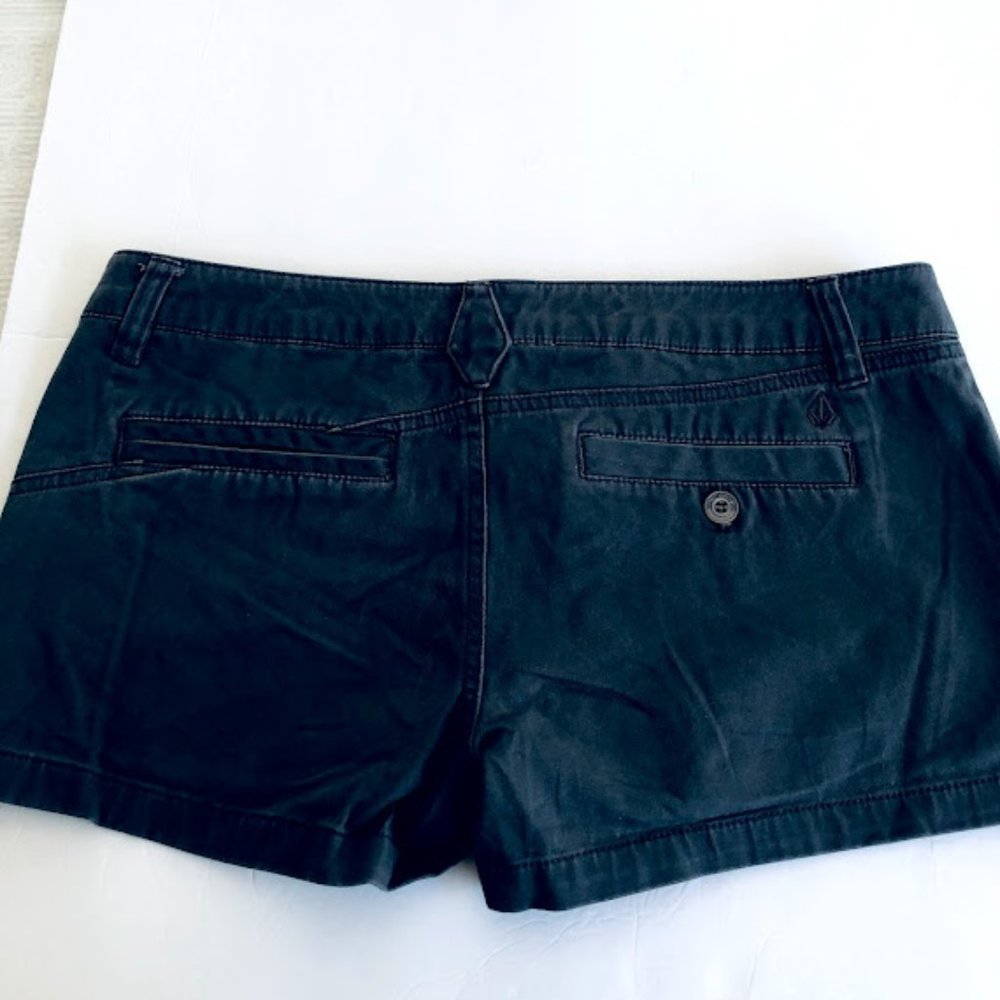 Volcom Woven Grey Shorts Size 5 - image 7